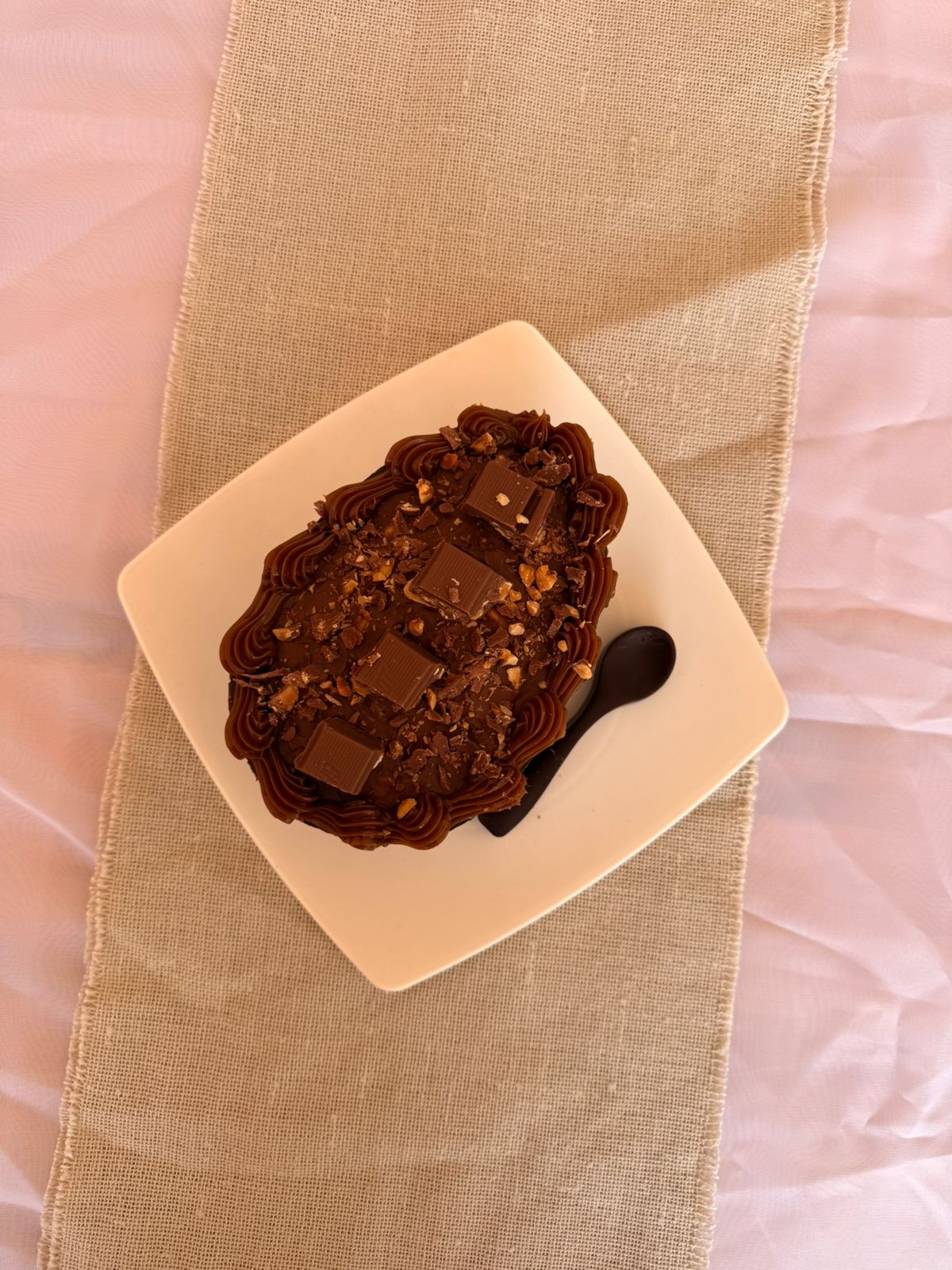 Medio huevo relleno Shot